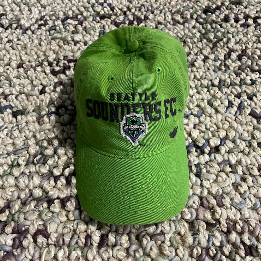 seattle sounders hat!